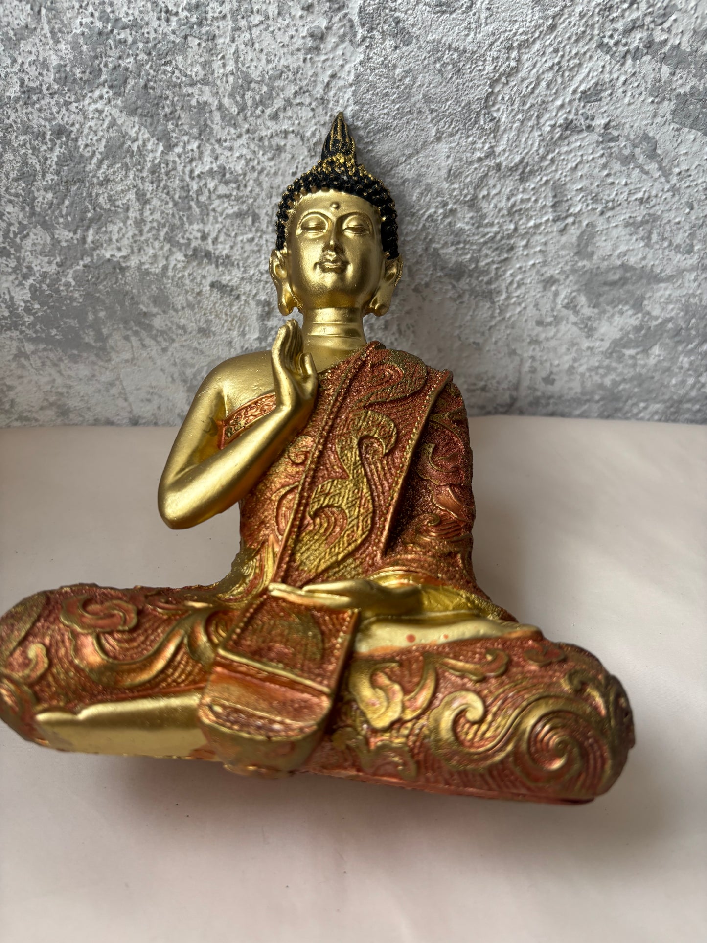 Figura Buda Mano Alzada y Mano Pierna C. Coral