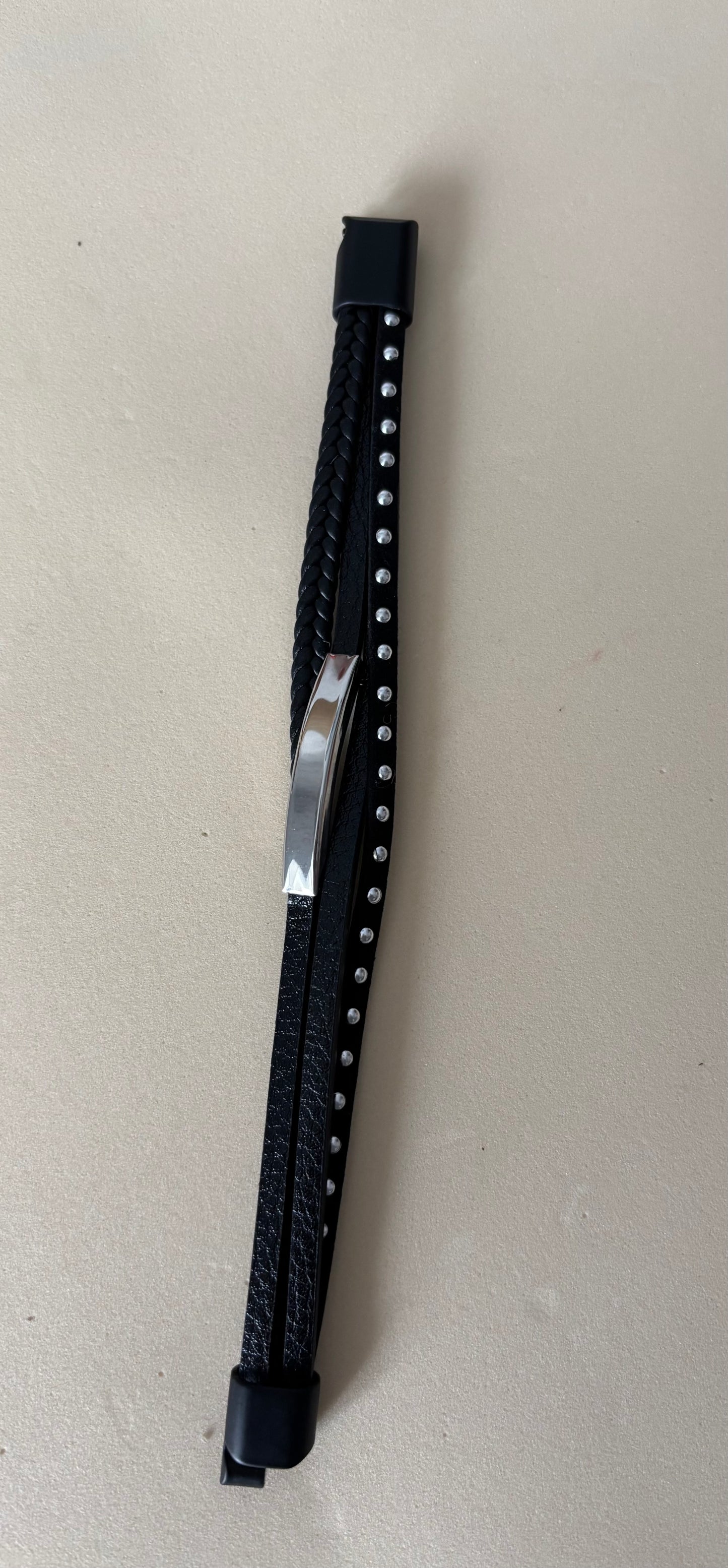 Pulsera Cuero Placa