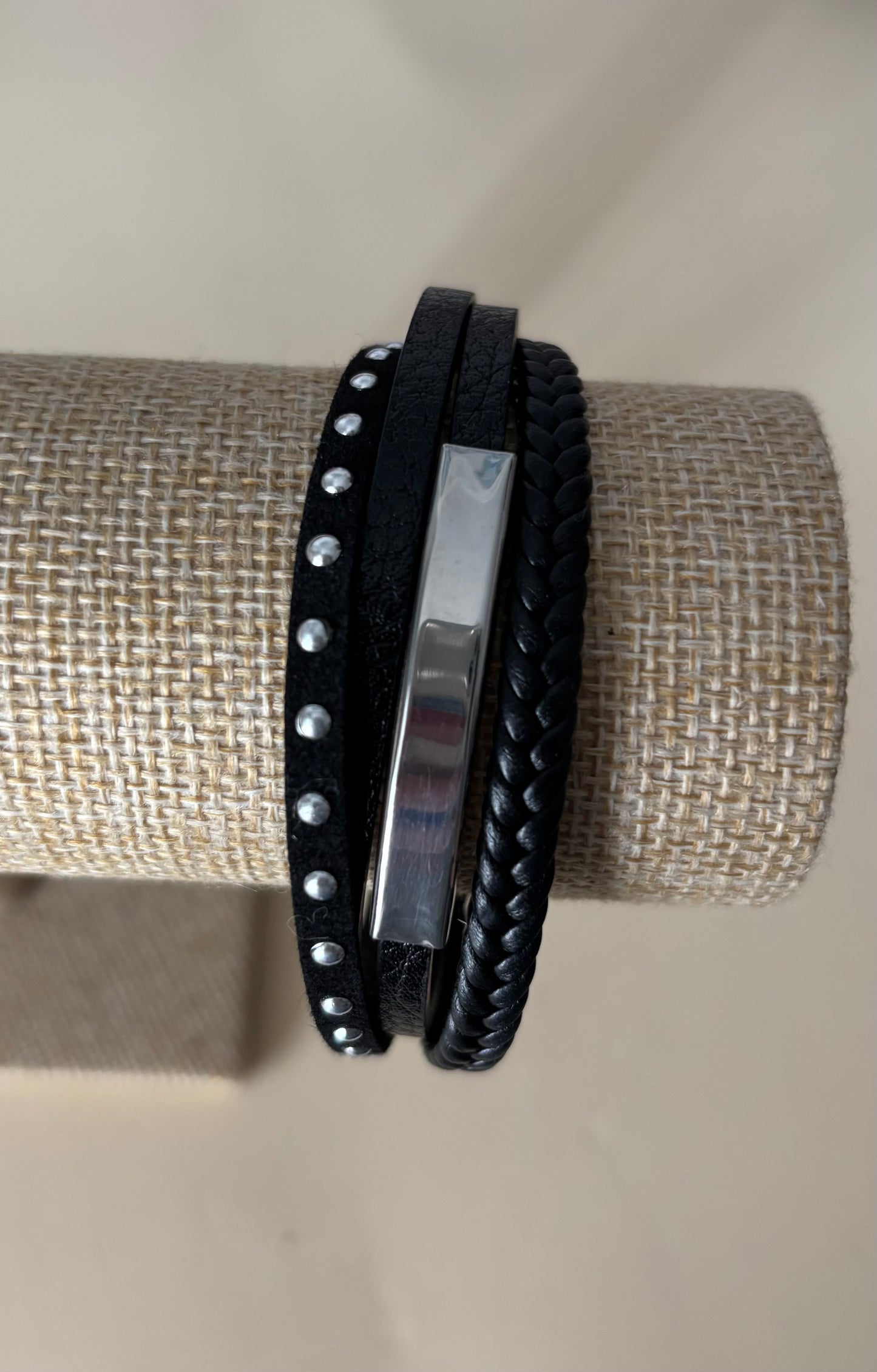 Pulsera Cuero Placa