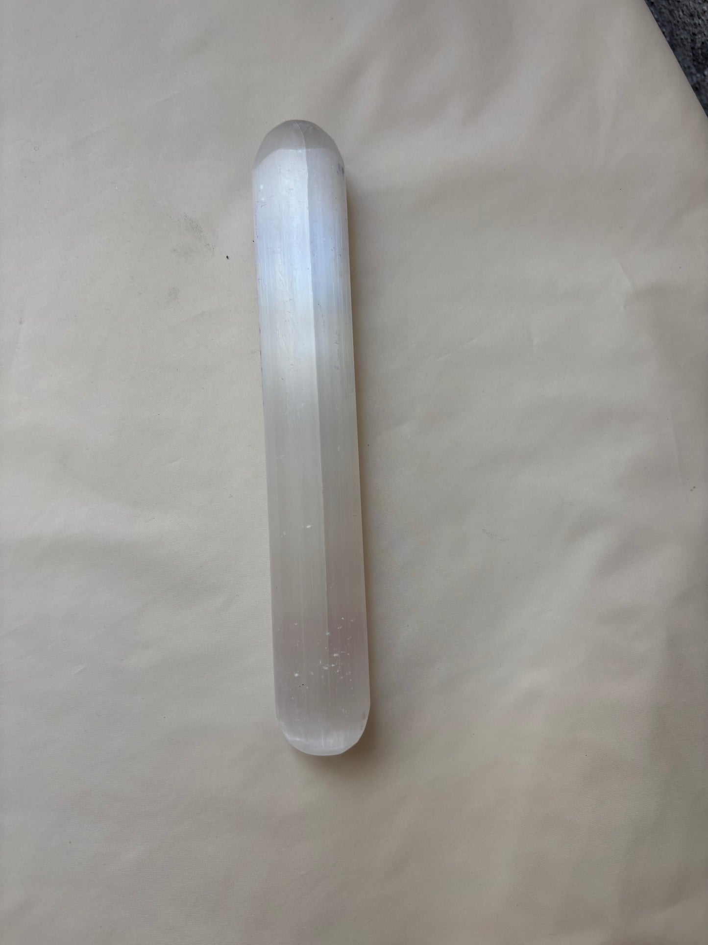 Vara de Selenita símbolos Chakras