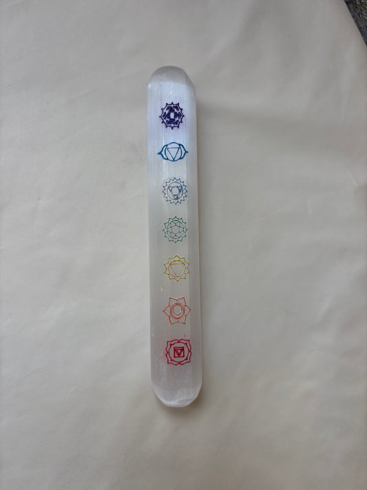 Vara de Selenita símbolos Chakras