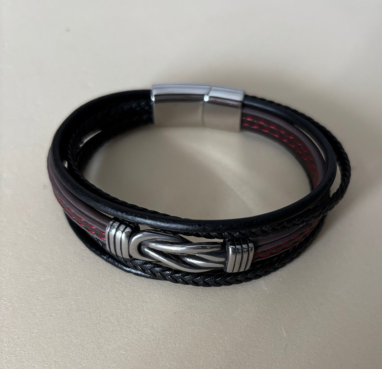 Pulsera de Cuero Nudo